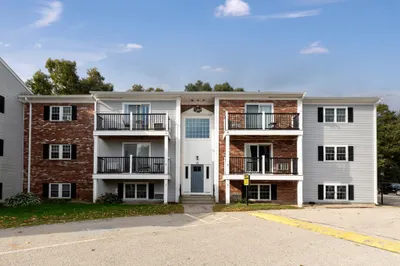 15 Chapel Hill Dr #12 1
