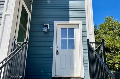 53 Manning Street #C 1