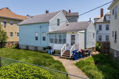 150 Fair St