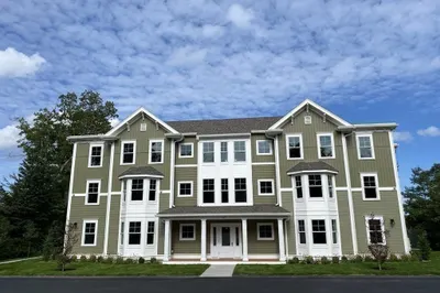 949 State Rd #105 1