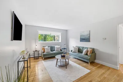 14 Riverside St #2-1 1