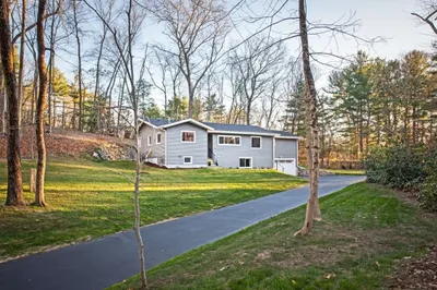 10 Pequot Rd 1