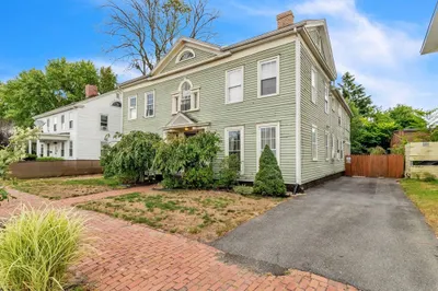 387 Union St 1