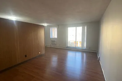 123 Sewall Ave #2D