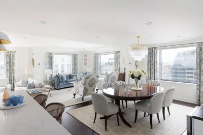 1 Huntington Ave #1204