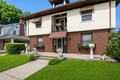 83 Kimberly Ave 1