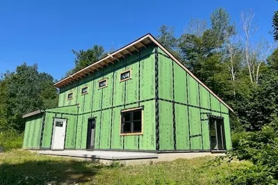 961 Peru Rd 1