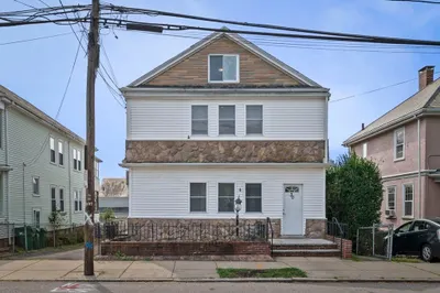 30 Stearns Ave