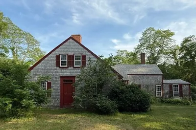 1285 Massasoit Rd
