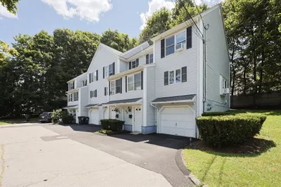 202 Elm Street #202