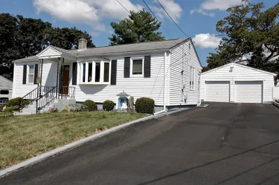 130 Massey Rd 1