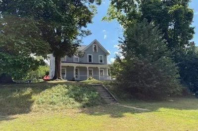 680 Main St