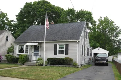 21 Homestead Blvd