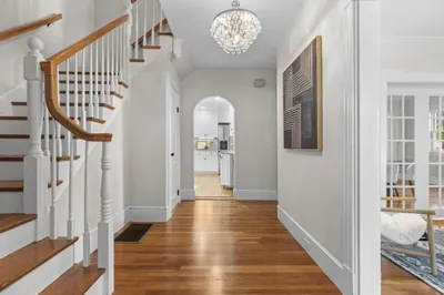 51 Bourne St #51