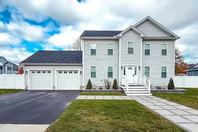 11 Farland Cir 1