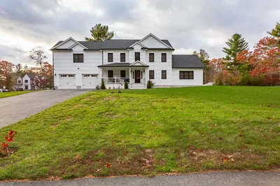19 Charles Joseph Dr 1