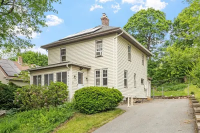 11 Wakefield St