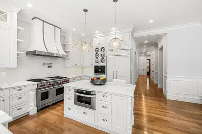 129 Rangeley Rd 1