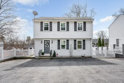 18 Hilltop Rd