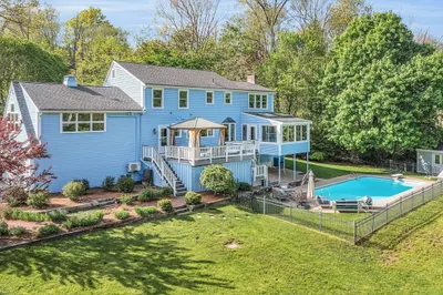 16 Bulette Road 1