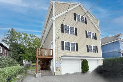 615 River St #1