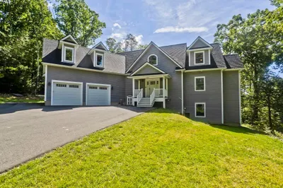 1201 General Knox Rd 1