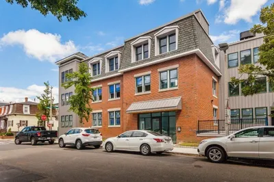 906 East 2nd St #110 1