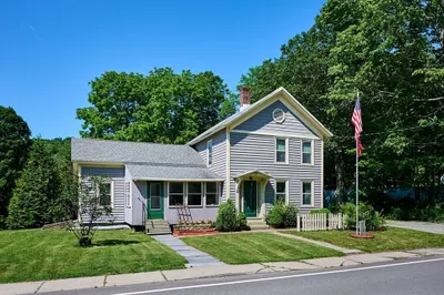 110 Middlefield Rd 1