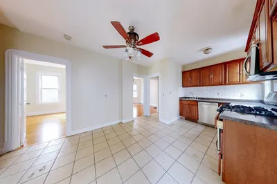 427-429 Ferry St 1
