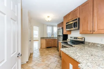 146 Salem St #5