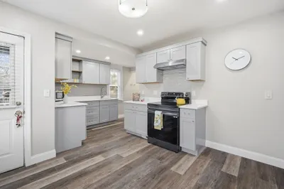 106 Amherst St 1