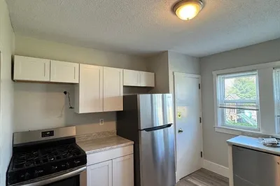 25 1/2 Porter St #1 1