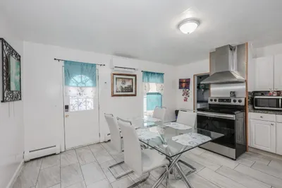43 Emerald Street 1