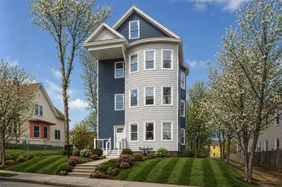 39 Gates St #1 1