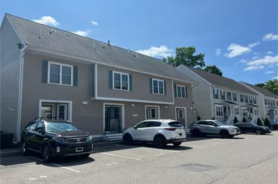 17 Foster St #22 1