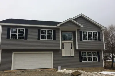 27 Sherburne Ave 1