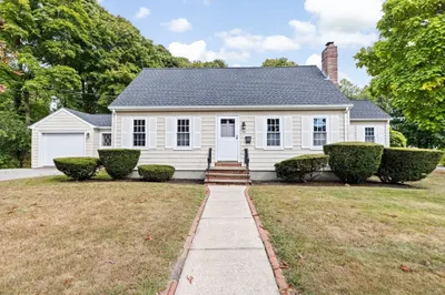 46 Hazel Ave