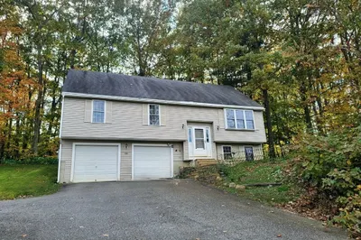 35 Laurel View Rd