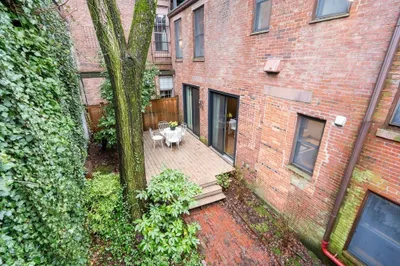 51 Mt Vernon St #1A