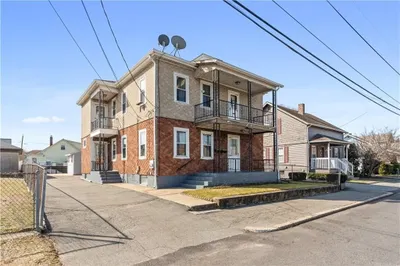 177 Harris St 1