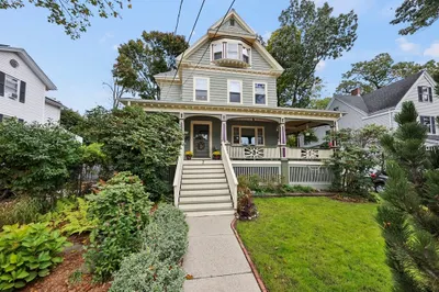 7 Dell Avenue 1