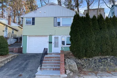 104 Amherst Ave 1