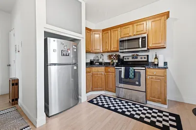 1810 Dorchester Ave #7 1