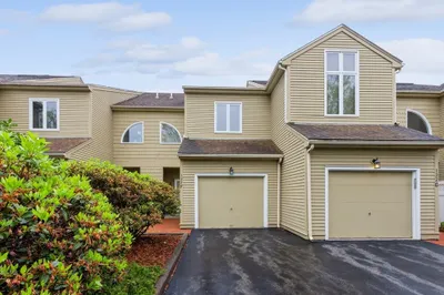 122 Broadmeadow Street #F