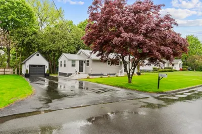 6 Phillips Dr