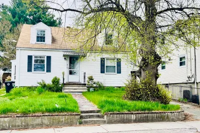 65 Myrtle St