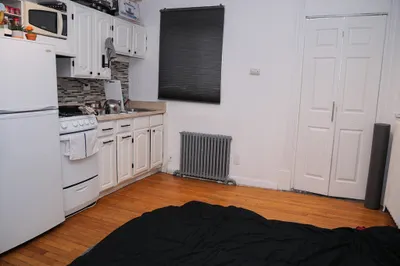 259 W Newton St #1 1
