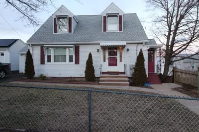 11 High Street #2