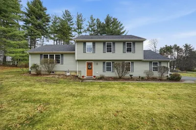 7 Hillside Meadows Dr 1