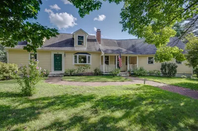 4 Glendale Ave